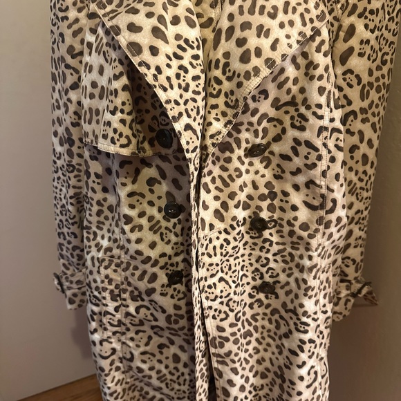 Dana Buckman animal print jacket. Size 14.. - Picture 5 of 11
